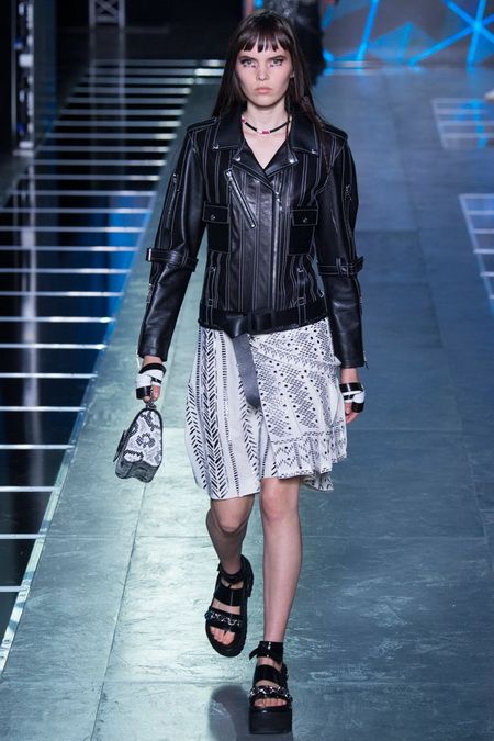 Louis Vuitton 2016春夏系列時裝秀