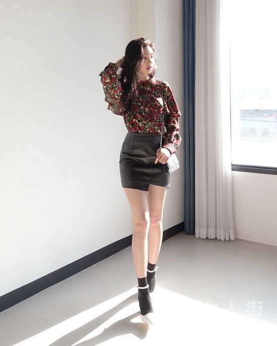 短腿女生怎么穿顯高？選對款式是關(guān)鍵！